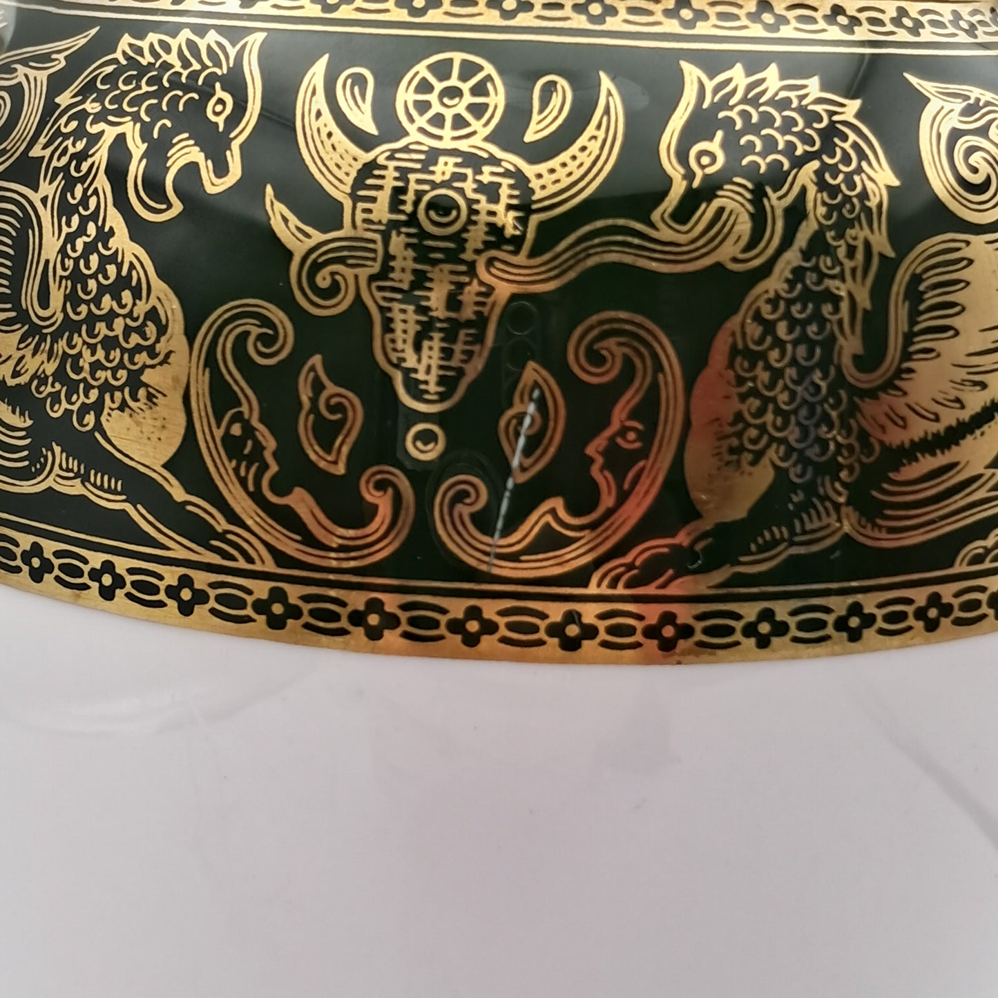 Wedgwood Florentine W4170 coffee pot scratch damage