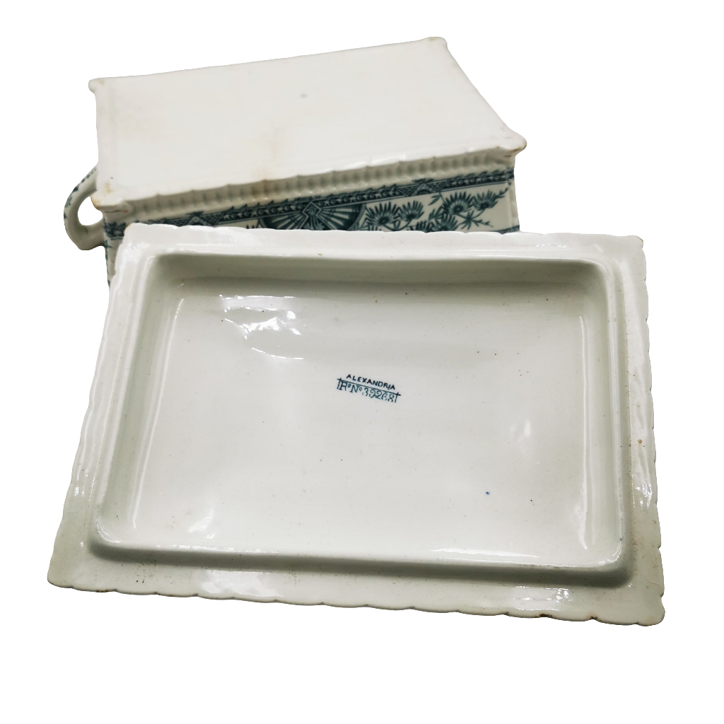 Wallis Gimson & Co Alexandria Antique Blue and White China Serving Tureen Lid with base 1885
