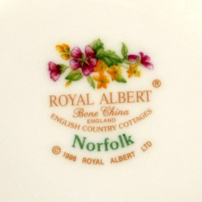 Royal Albert China English Country Cottages Norfolk Saucer