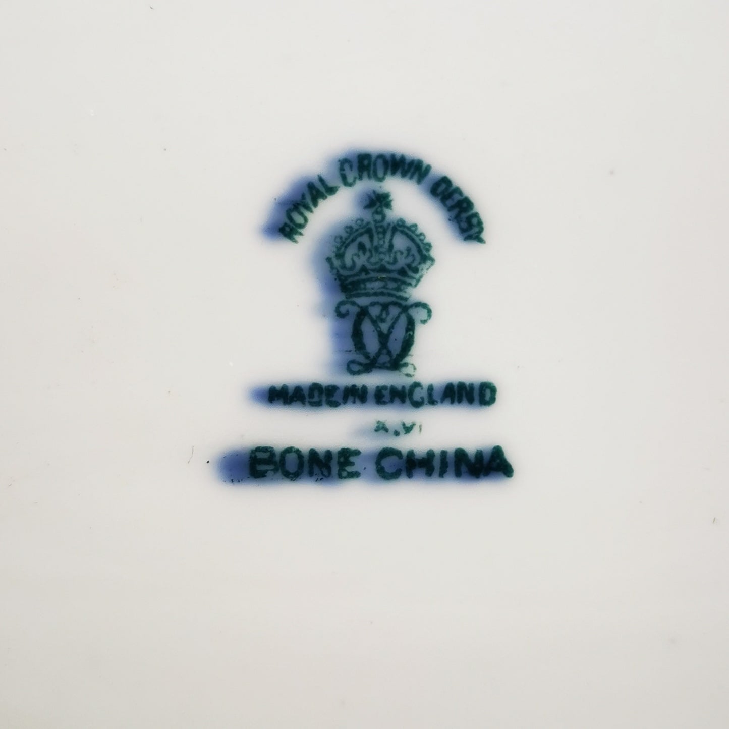 Royal Crown Derby China Blue Aves A1309 15.25-inch Serving Platter 1954