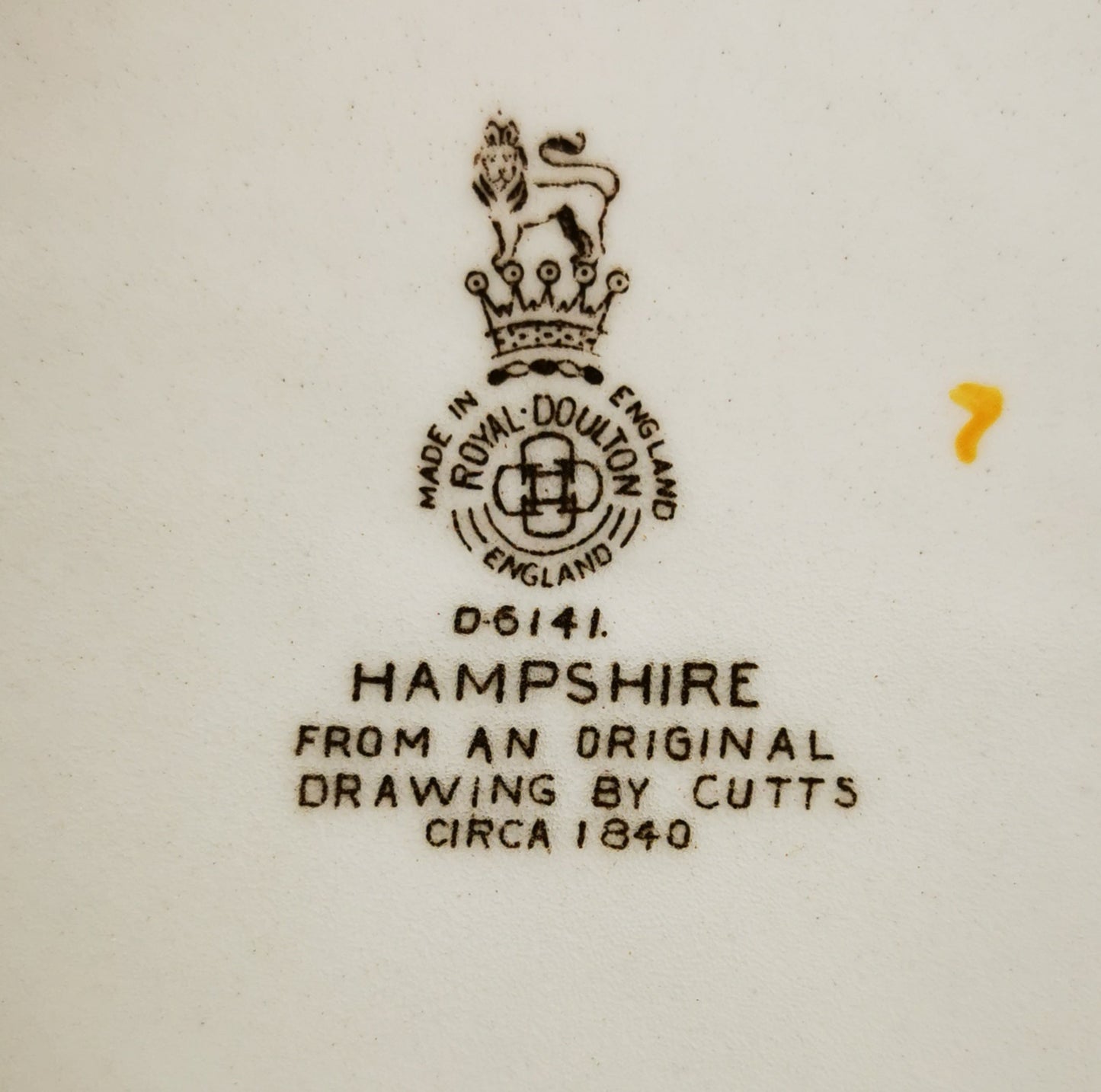 Royal Doulton Hampshire Pattern D6141 Dinner Plate