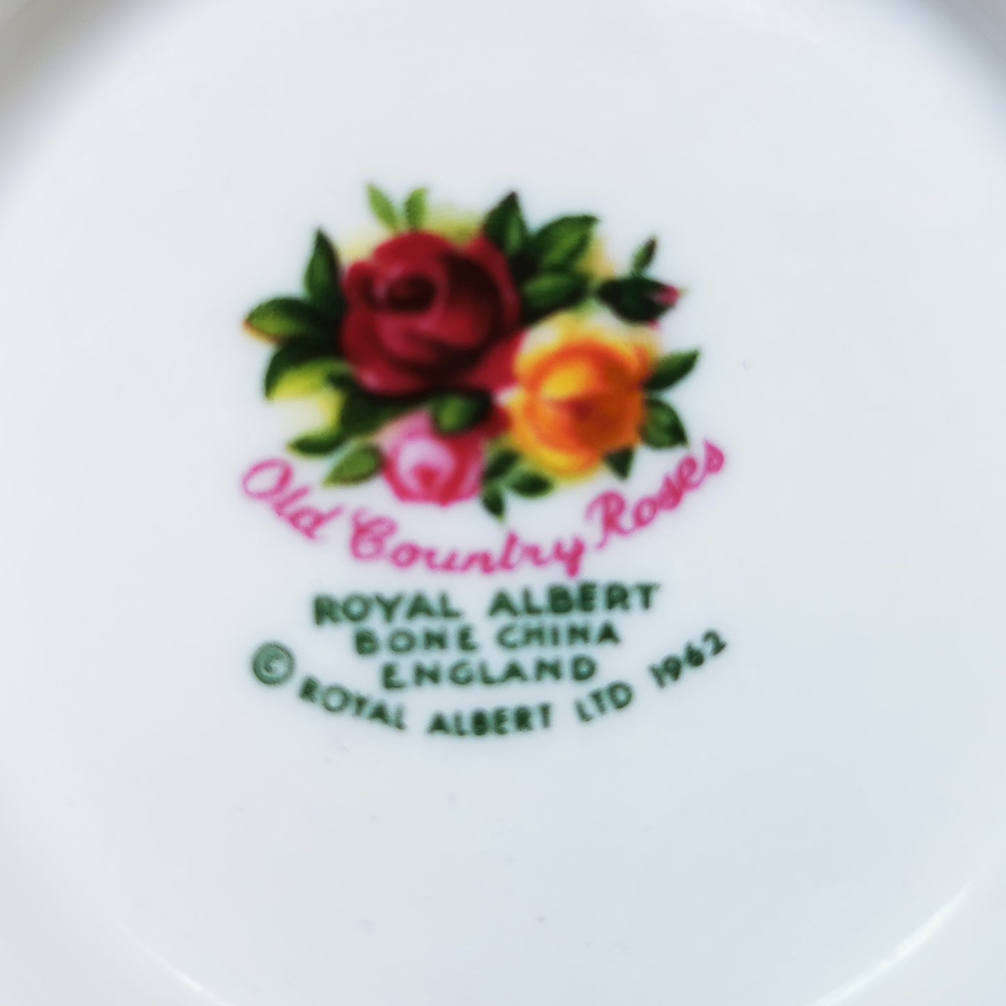 Royal Albert Old Country Roses Bone China Montrose Mug