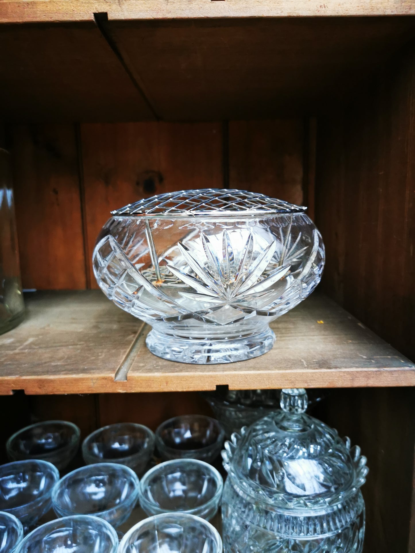Large Lead Crystal Glass Rose Bowl 6.75-inch diameter