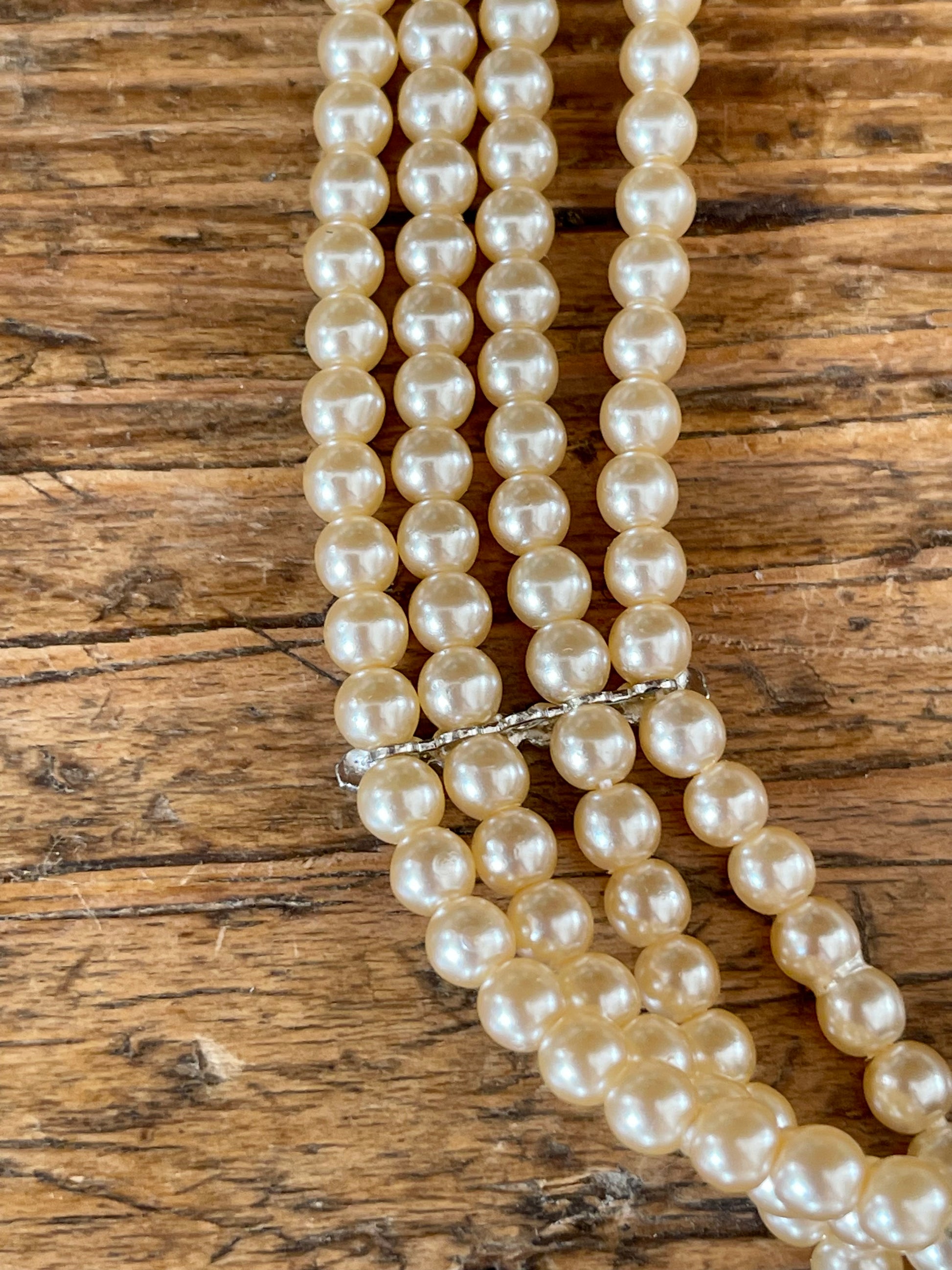 vintage faux pearl choker