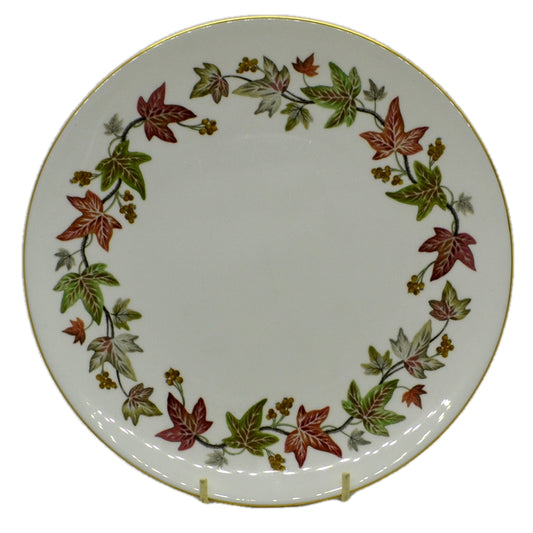 round wedgwood ivy house serving plate