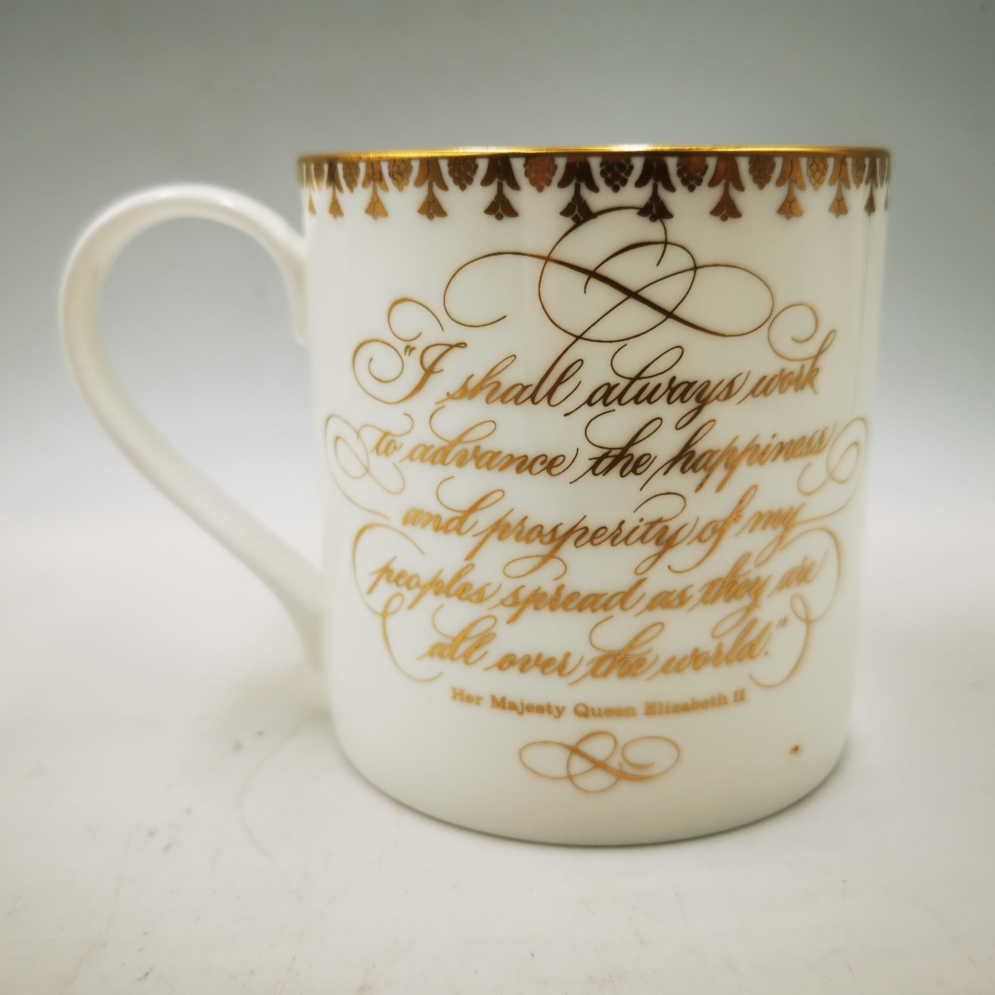 2012 Diamond Jubilee Buckingham Palace Mug