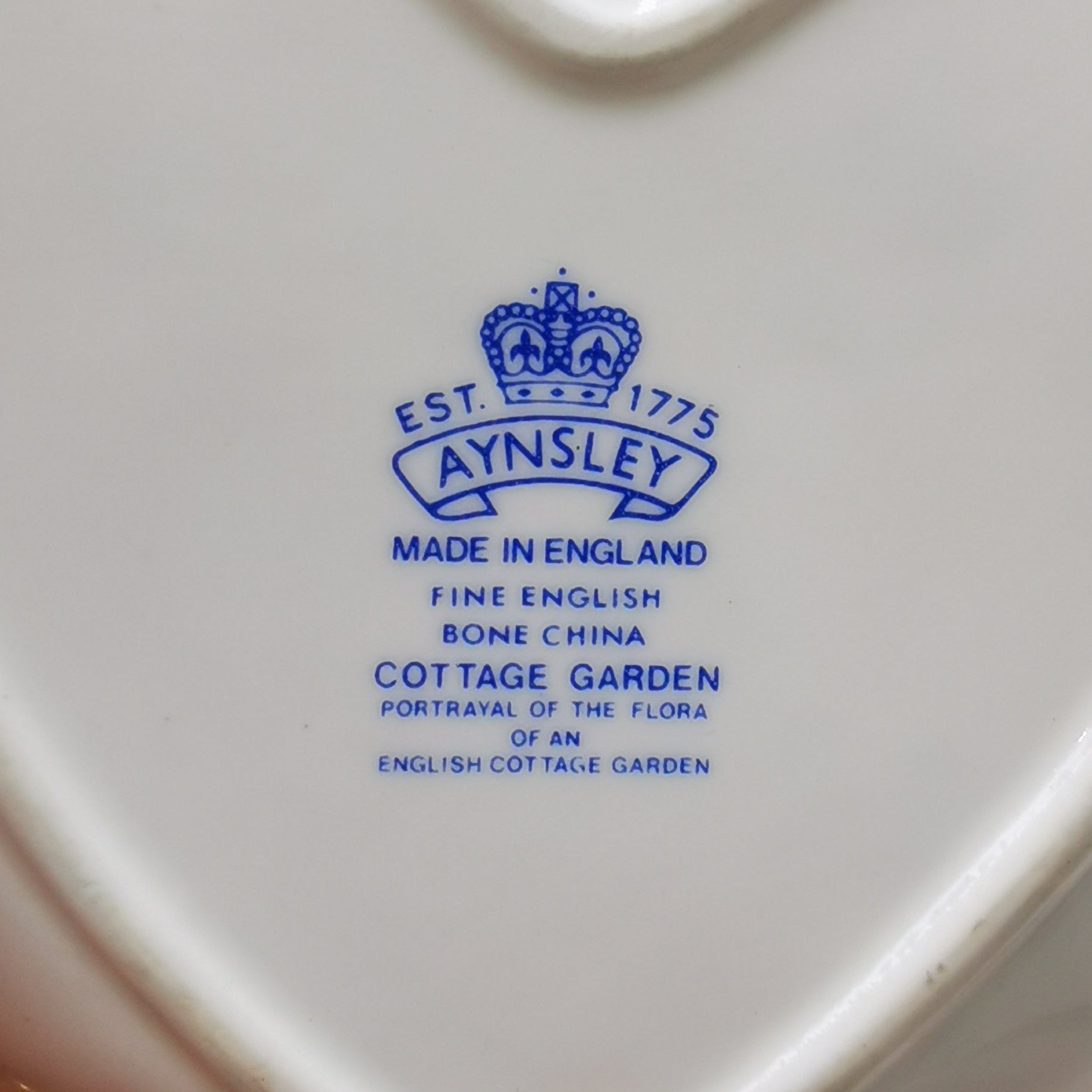 Aynsley-China-Cottage-Garden-Heart-Shape-Trinket-Dish