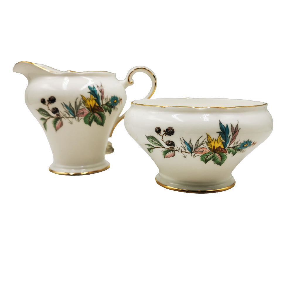 Aynsley China Berry Lane 2167 Milk Jug and Sugar Bowl Set