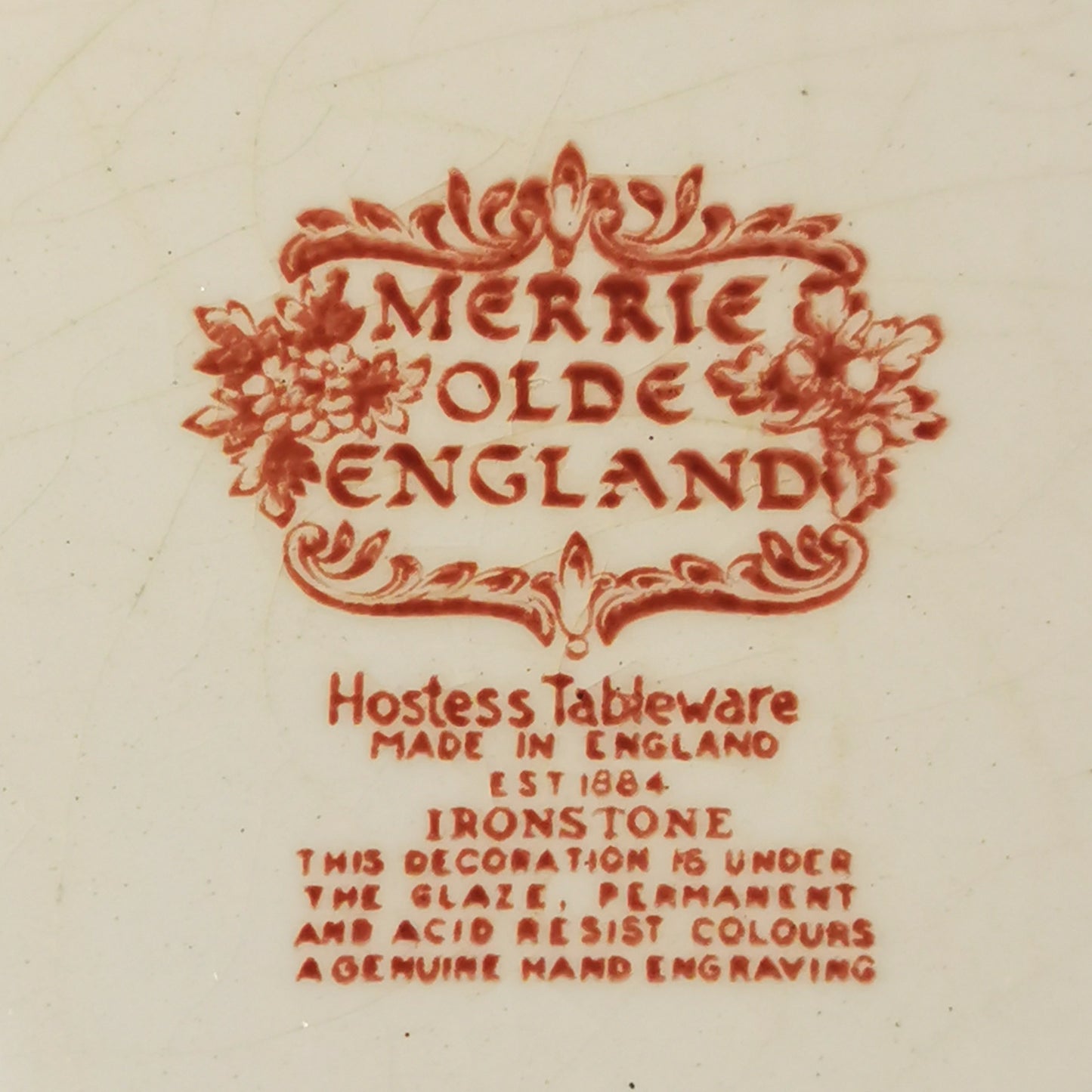 British-Anchor-Ironstone-Red-and-White-China-Merrie-Olde-England-Dinner-Plate