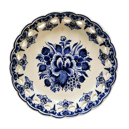 Delfts-Holland-Blue-And-White-China-Small-Pierced-Bowl