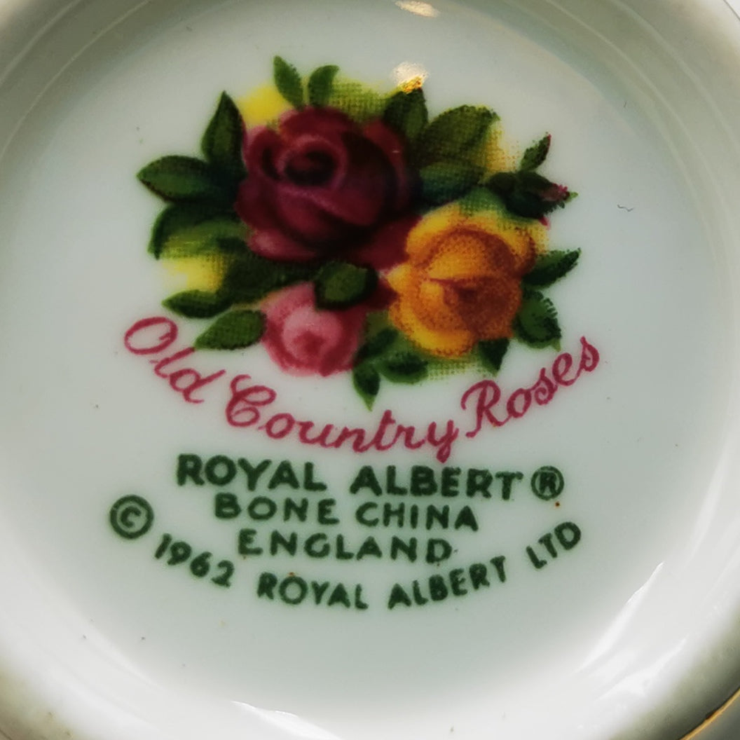 Royal Albert Old Country Roses Bud Vase