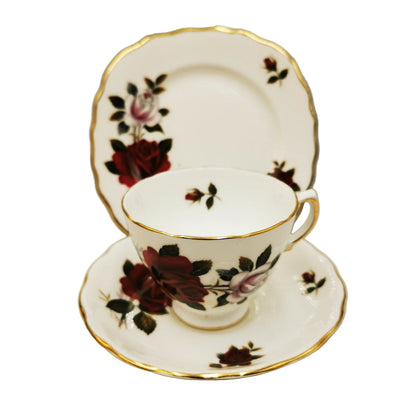 Colclough China Amoretta 7906 Teacup Trio with Square Side Plate