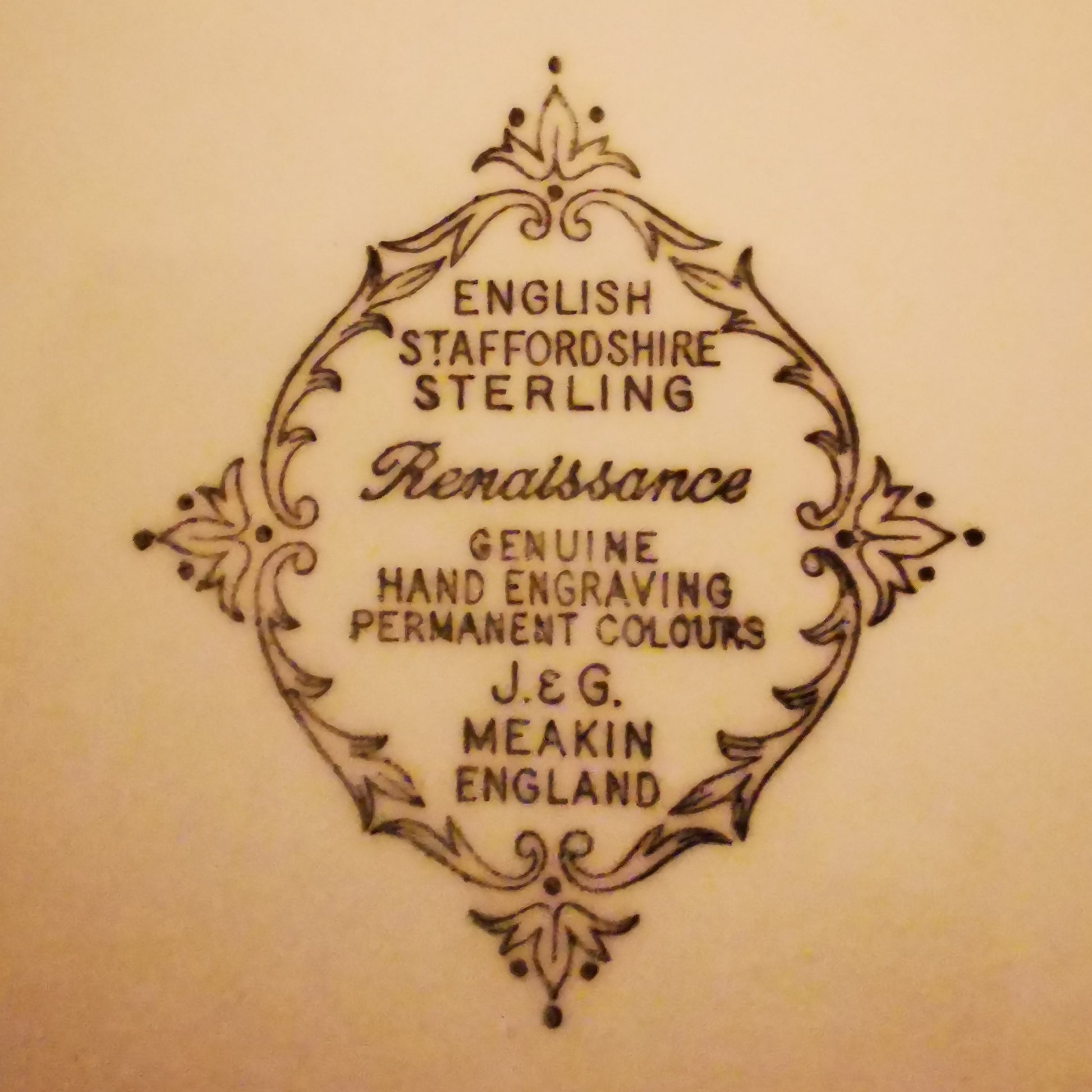 J & G Meakin Sterling China Renaissance 12-inch Oval Platter