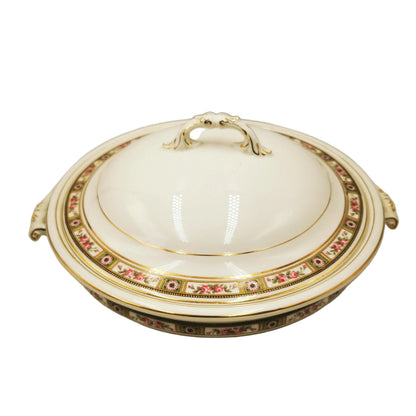 Johnson Brothers Ormsby pattern Round Lidded Tureen