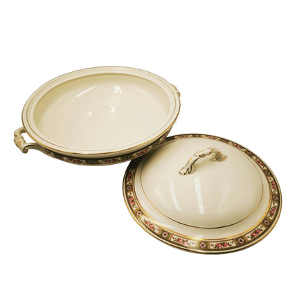 Johnson Brothers Ormsby pattern Round Lidded Tureen