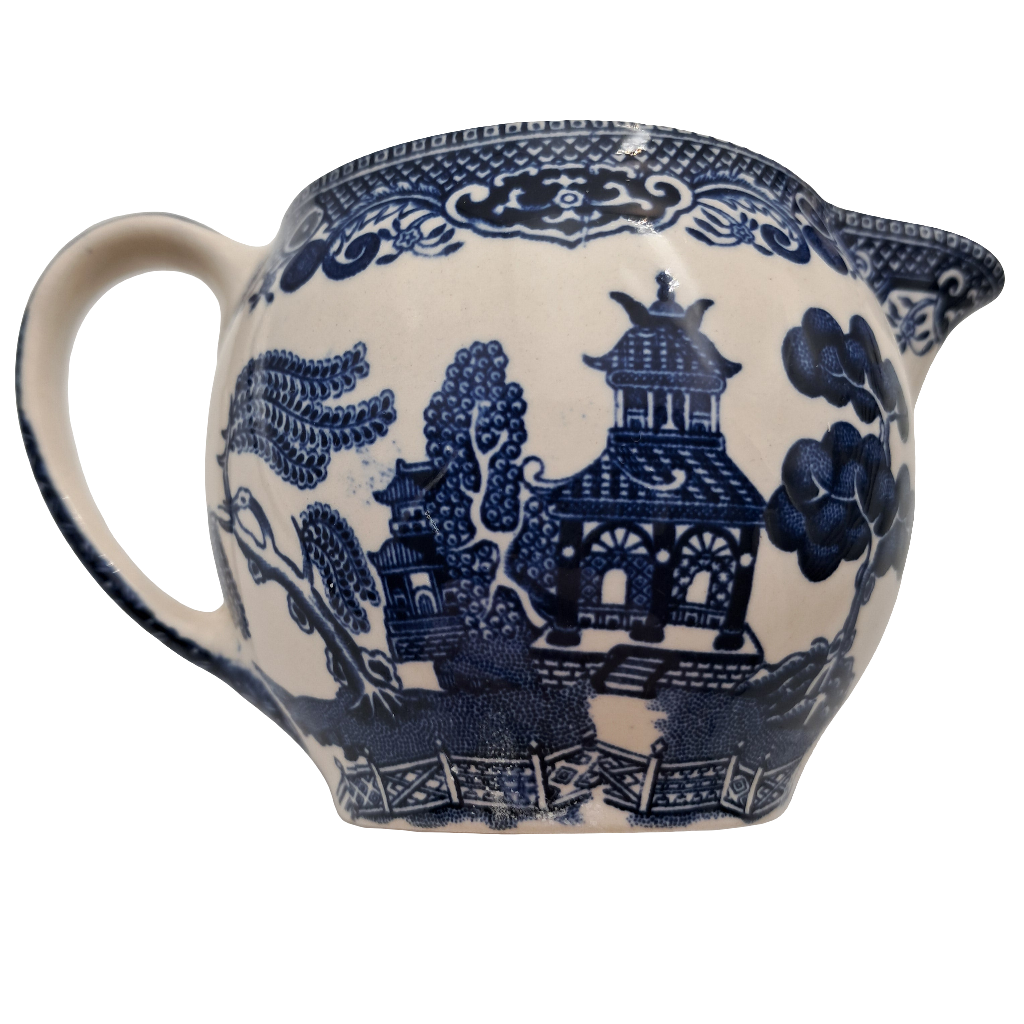 Johnson Bros Set of creamer jugs