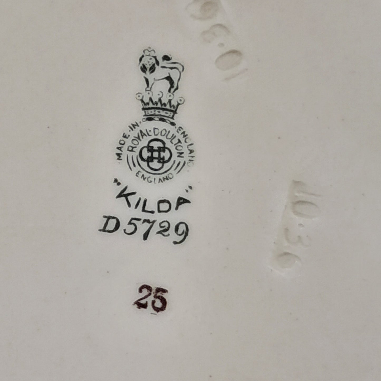Royal Doulton Kilda Pattern D5729 Soup Bowls