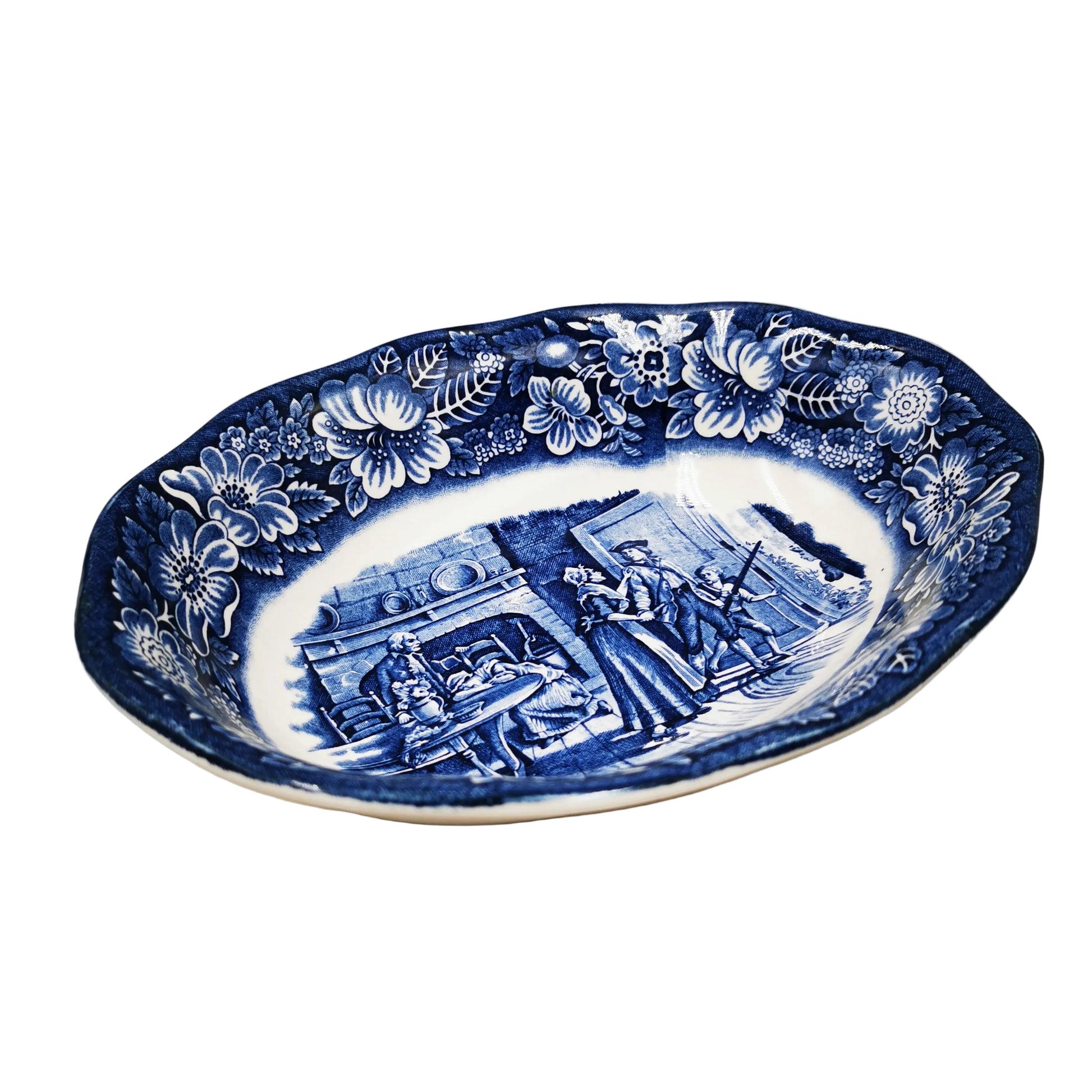 Wedgwood-Liberty-Blue-and-White-China-Minute-Men-Oval-Bowl