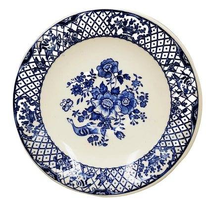 Masons-Ironstone-Blue- &-White-Stratford-China-Teacup-Saucer