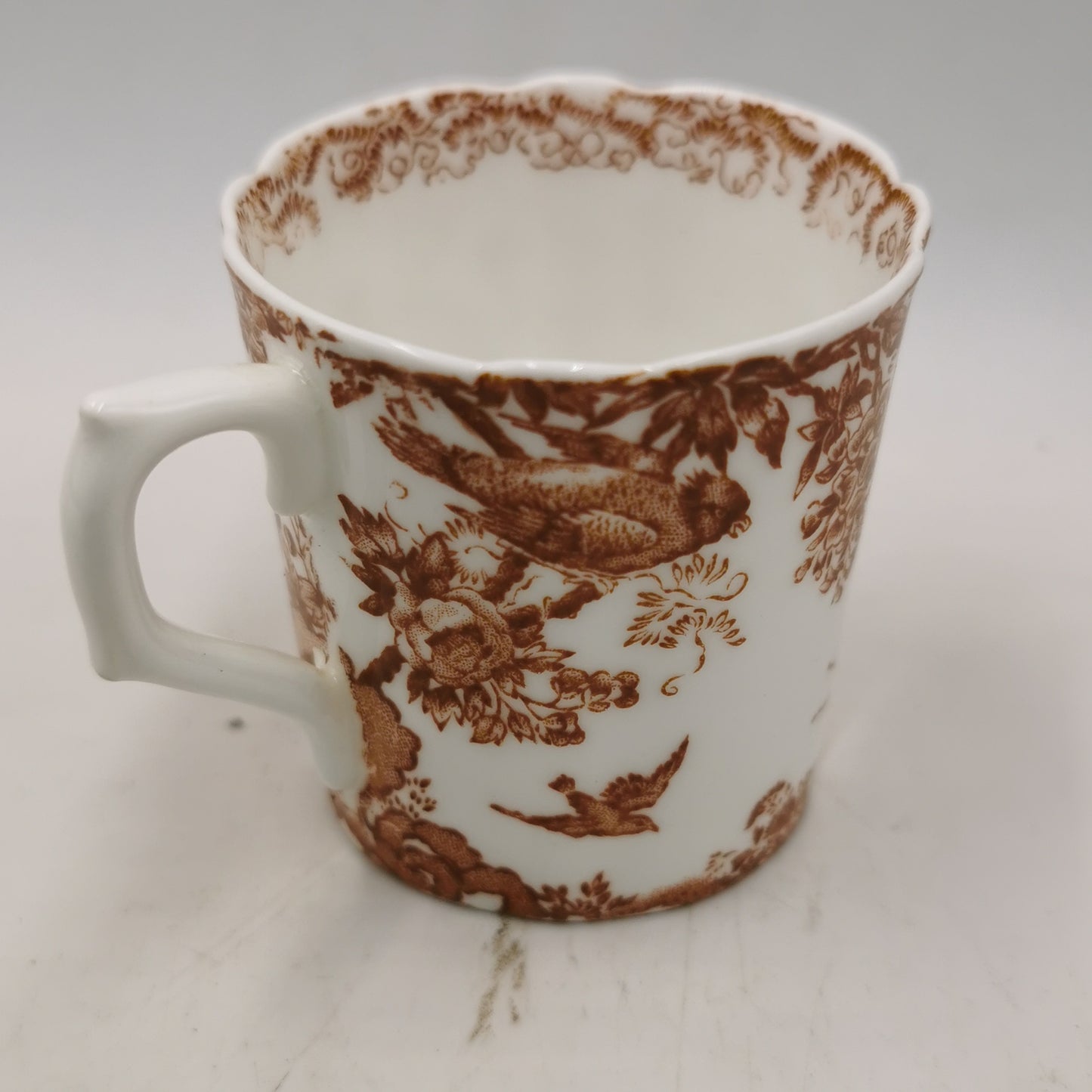 Royal-Crown-Derby-China-Red-Aves-Coffee-Can