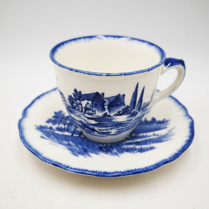 Royal-Doulton-Blue-and-White-China-Norfolk-D6294-Round-demitasse-cup