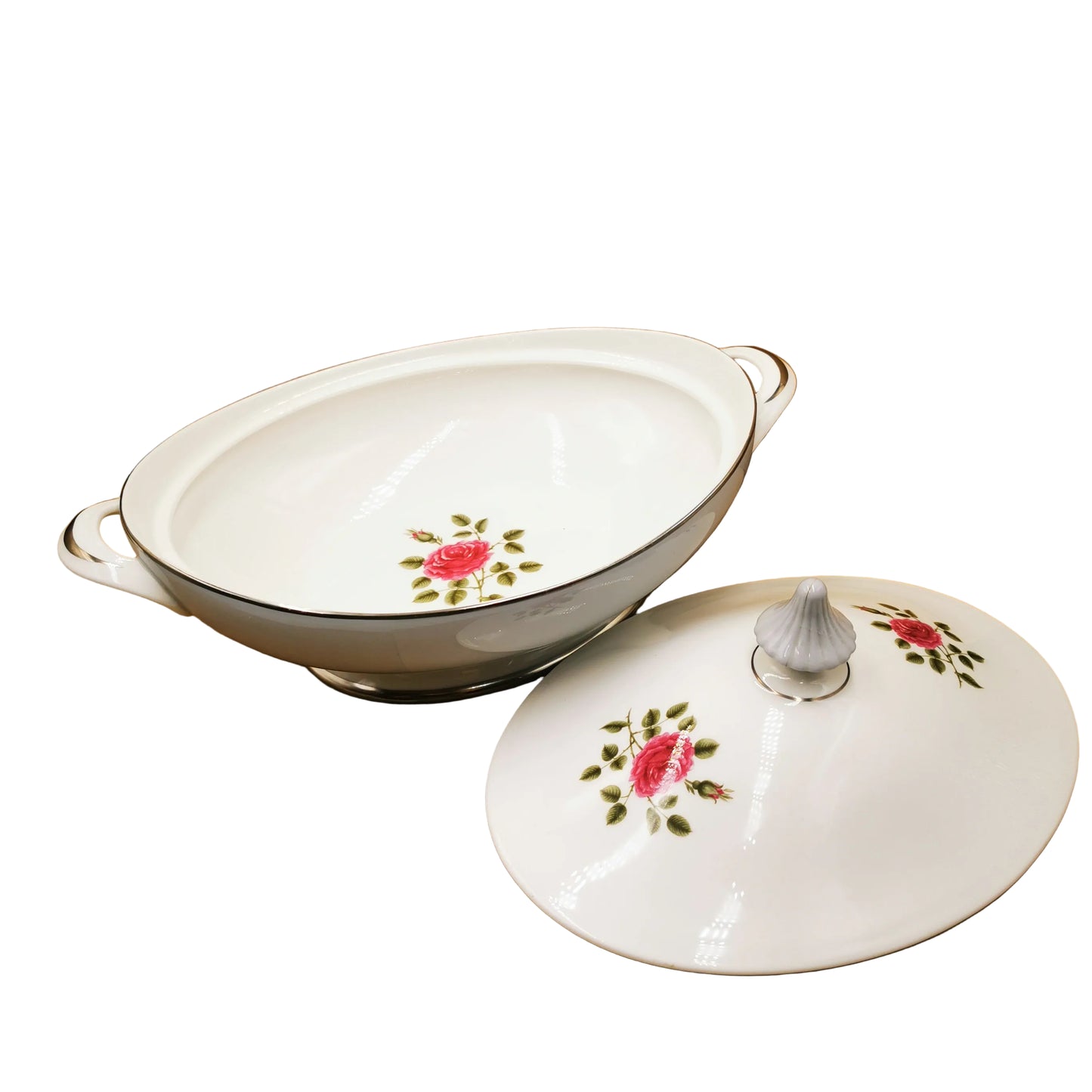 Royal-Doulton-Chateau-Rose-(H4940)-Tureen