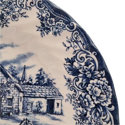 Coaching scene plate edge