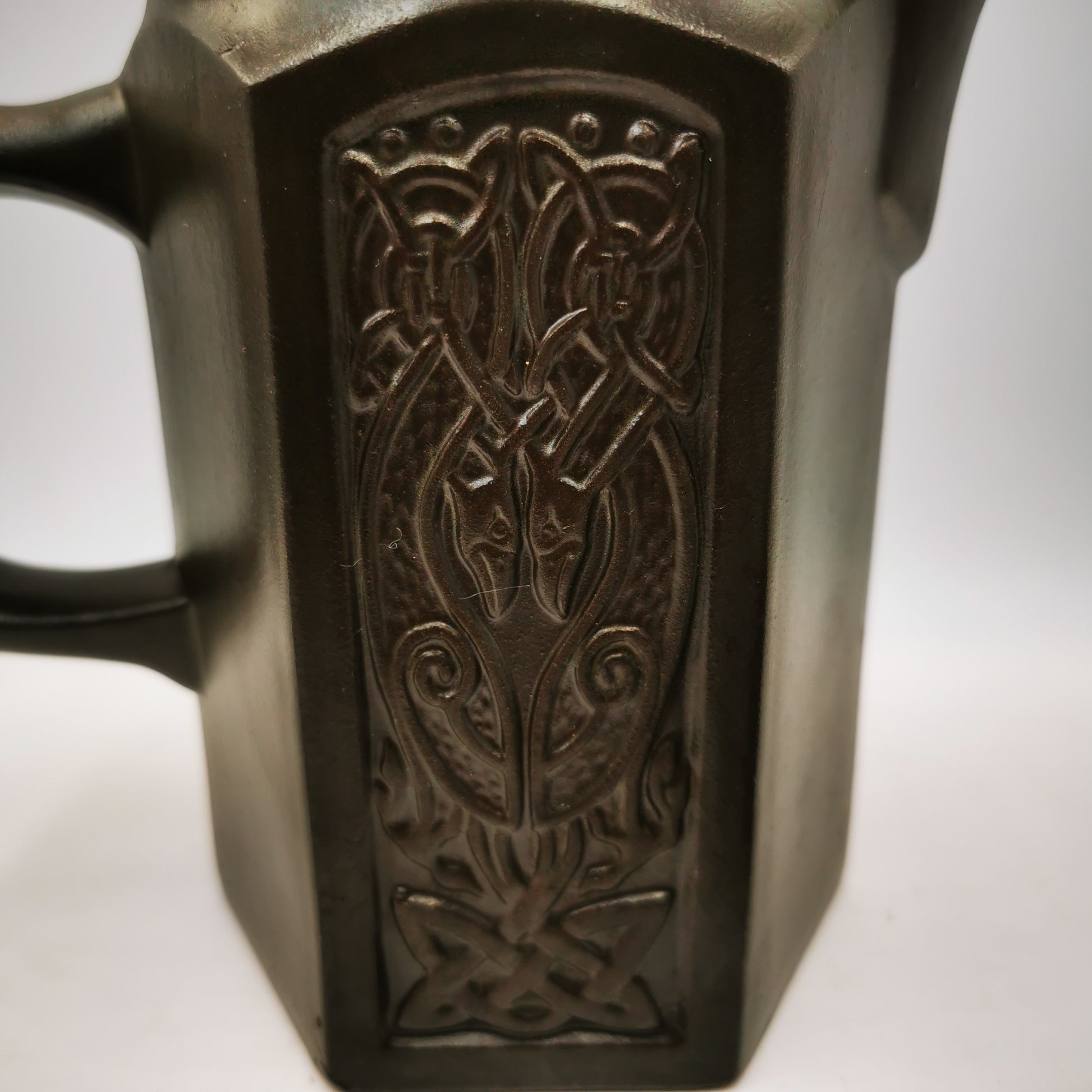 Tyn-Llan-Wales-Pottery-Celtic-Bird-Brown-Teapot