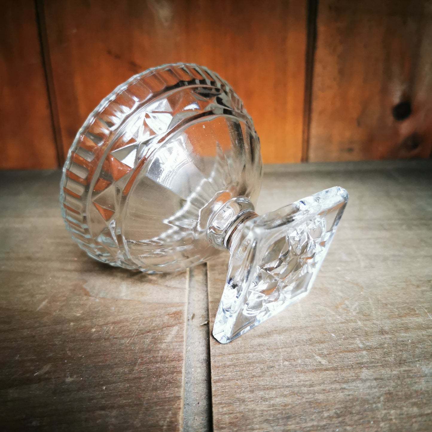 Vintage-Pressed-Glass-Grapefruit-Bowl