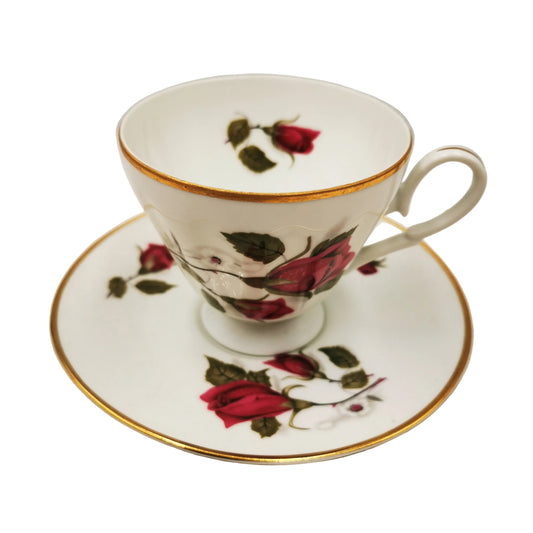 Walbrzych-Floral-Rose-China-Teacup-and-Saucer
