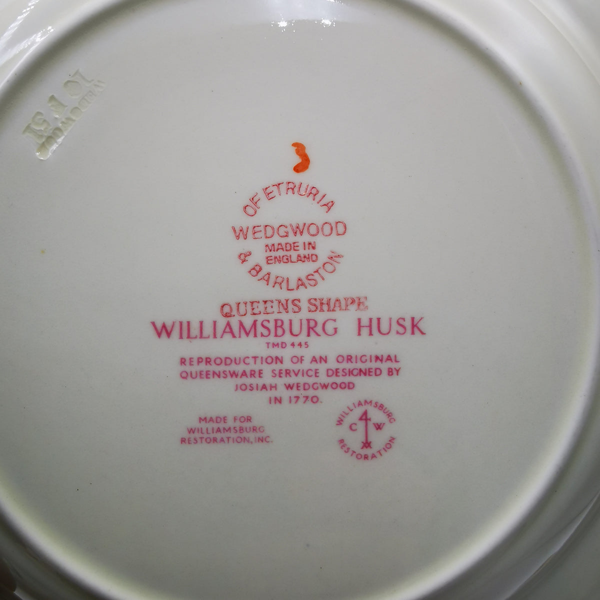 Wedgwood-China-Williamsburg-Husk-Queens-Shape-8.5-inch-Rimmed-Soup-Bowl