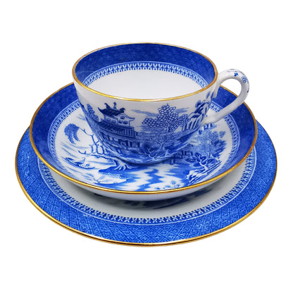 W T Copeland Blue and White Porcelain China Copeland's Willow Tea Cup Saucer & Side Plate