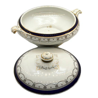 Alfred Meakin Blue de Roi China Round Lidded Serving Tureen