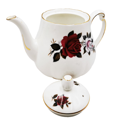 Colclough Amoretta 1.5-Pint Teapot