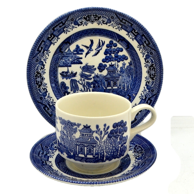 Blue willow outlet cup and saucer