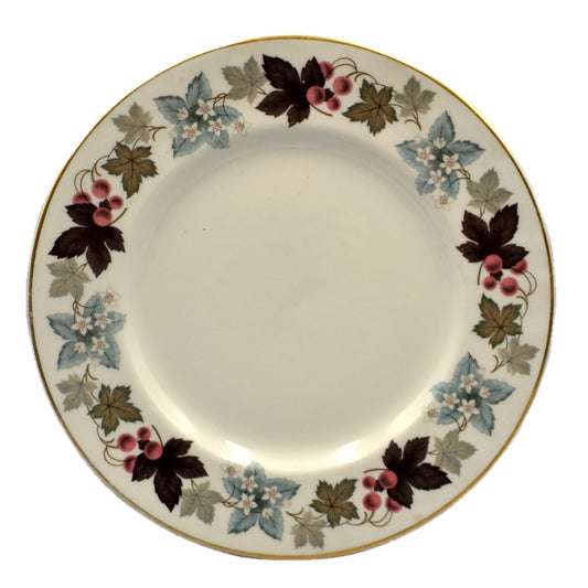Royal Doulton Camelot TC1016 10-5/8th-inch Dinner Plate