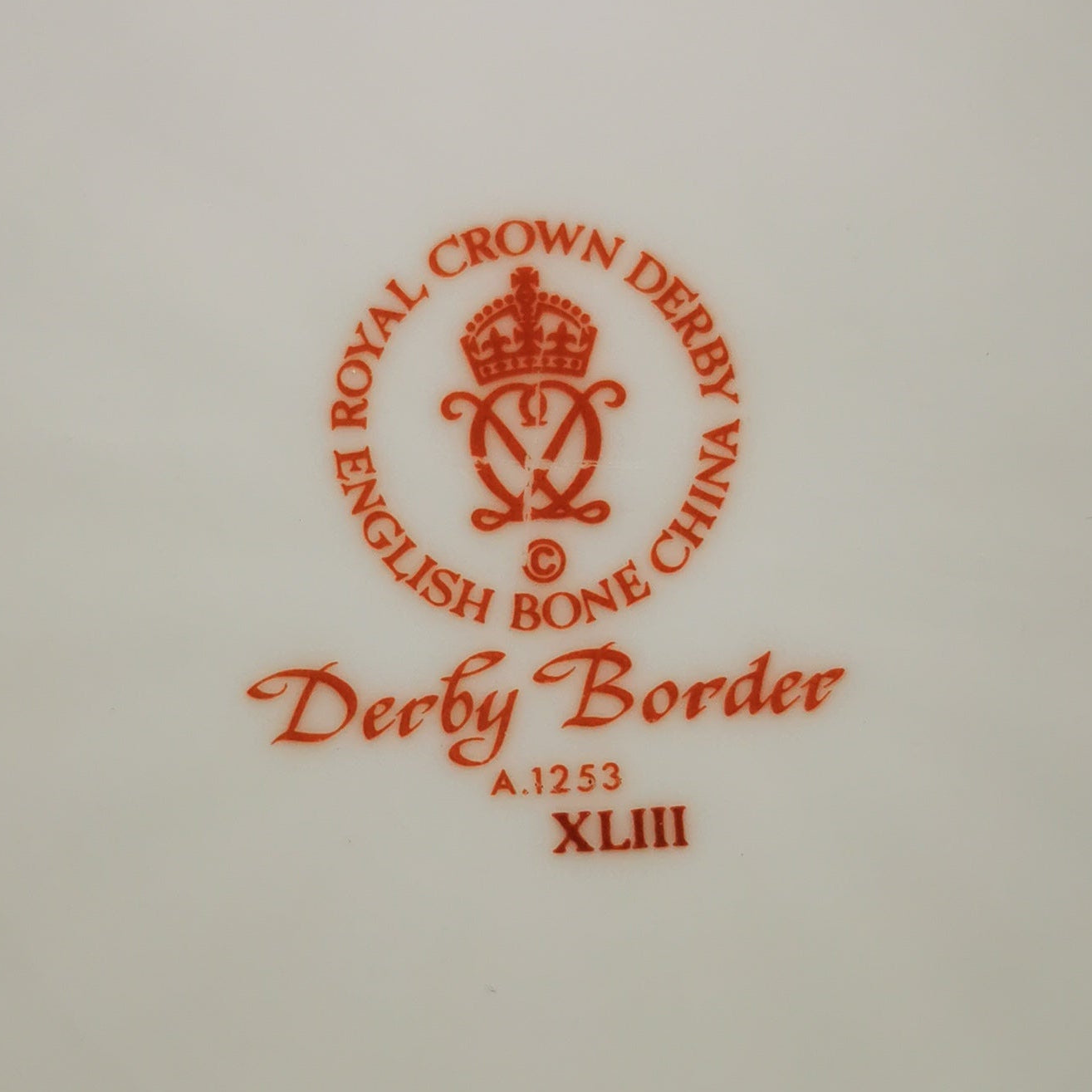 Royal Crown Derby China Derby Border A1253 Dinner Plate