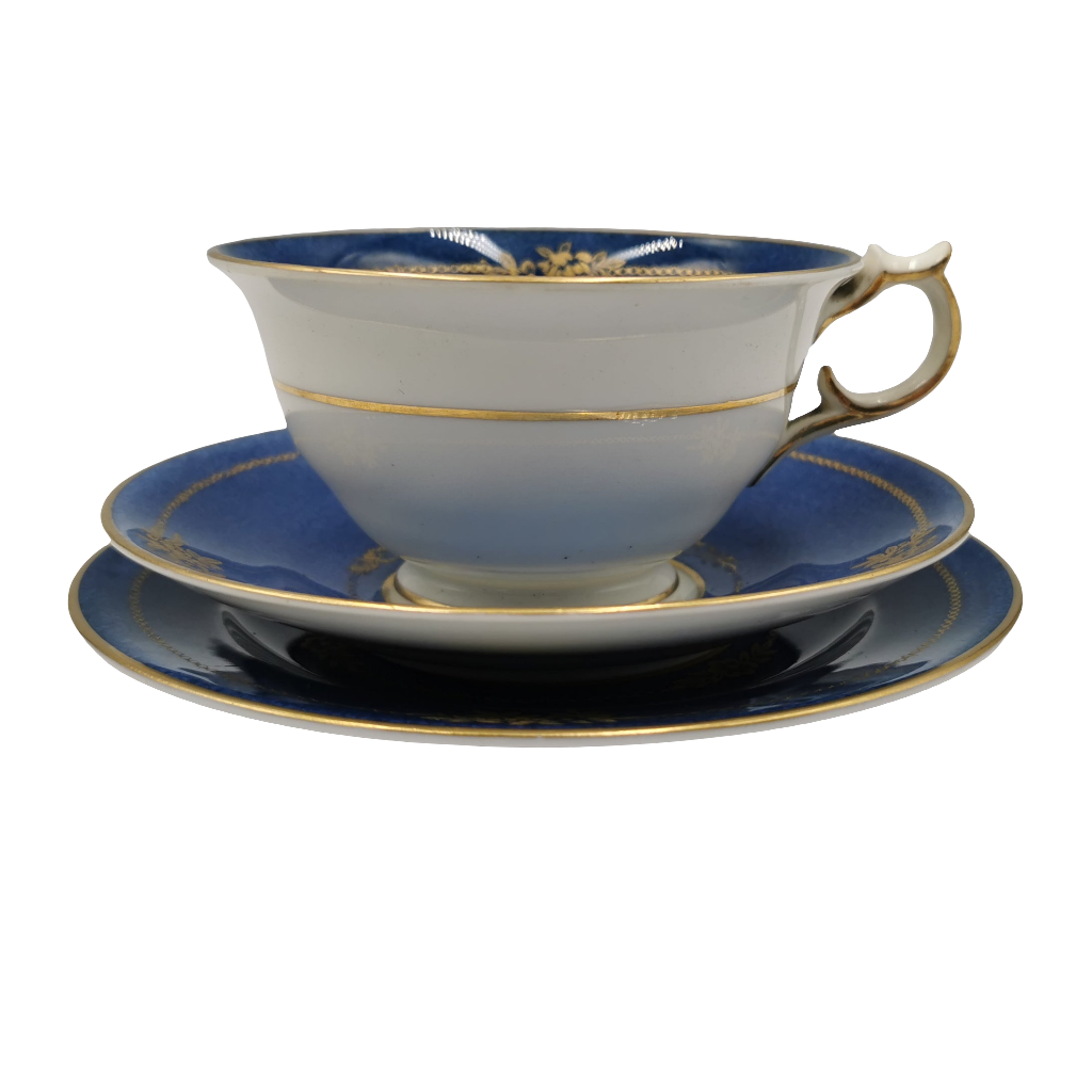 Antique George Jones & Sons Crescent 25781 Blue and White Antique George Jones & Sons Crescent 25781 Blue and White