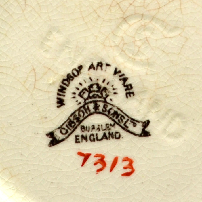 最高峰 Gibson&sons 英国 1900年初期 漆黒花金紋カップ＆ソーサー 最高峰 Gibson&sons 英国 1900年初期 漆黒花金紋カップ