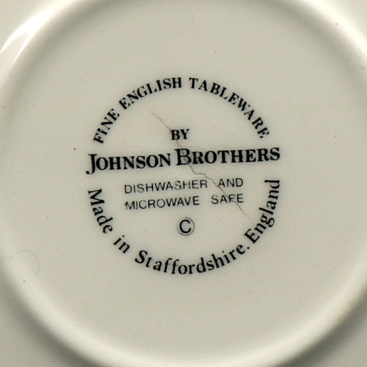 Johnson Bros Red and White Old Britain Castles Kenilworth Saucer