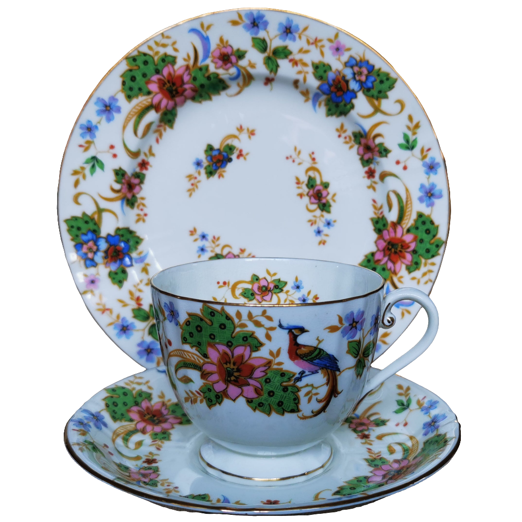 Royal Worcester Porcelain China Melrose 1201 Teacup Trio