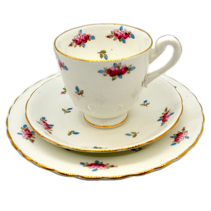 New Chelsea Pattern 1433 Pink Rose Bud Floral China Teacup Trio