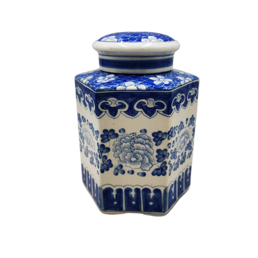 A Medium Size 20th Century Lidded Ginger Jar