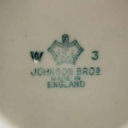 Johnson Brothers Old Chelsea Ivy Leaf Serving Bowl