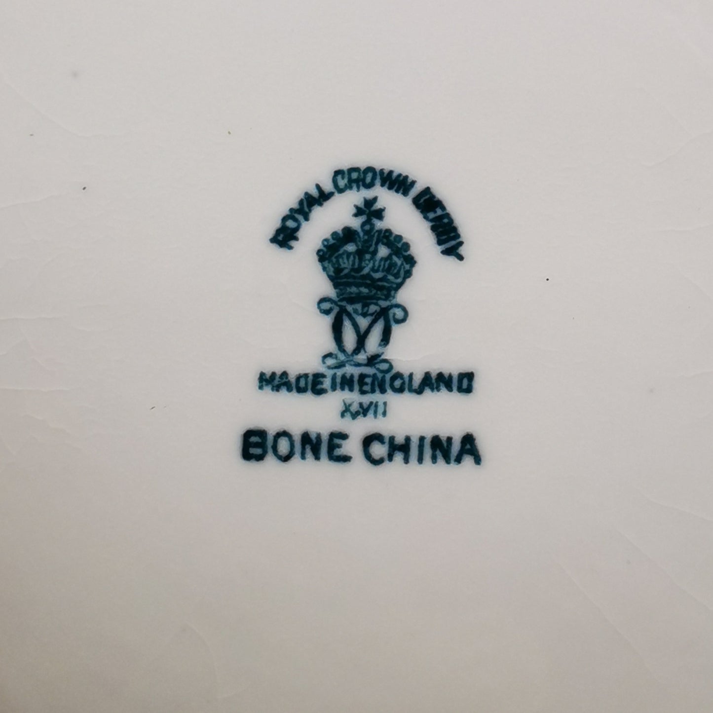 Royal Crown Derby China Blue Aves A1309 Lidded Tureen 1954