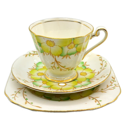 Roslyn Fine Bone China Esme 8128  Teacup Saucer and Side Plate Trio