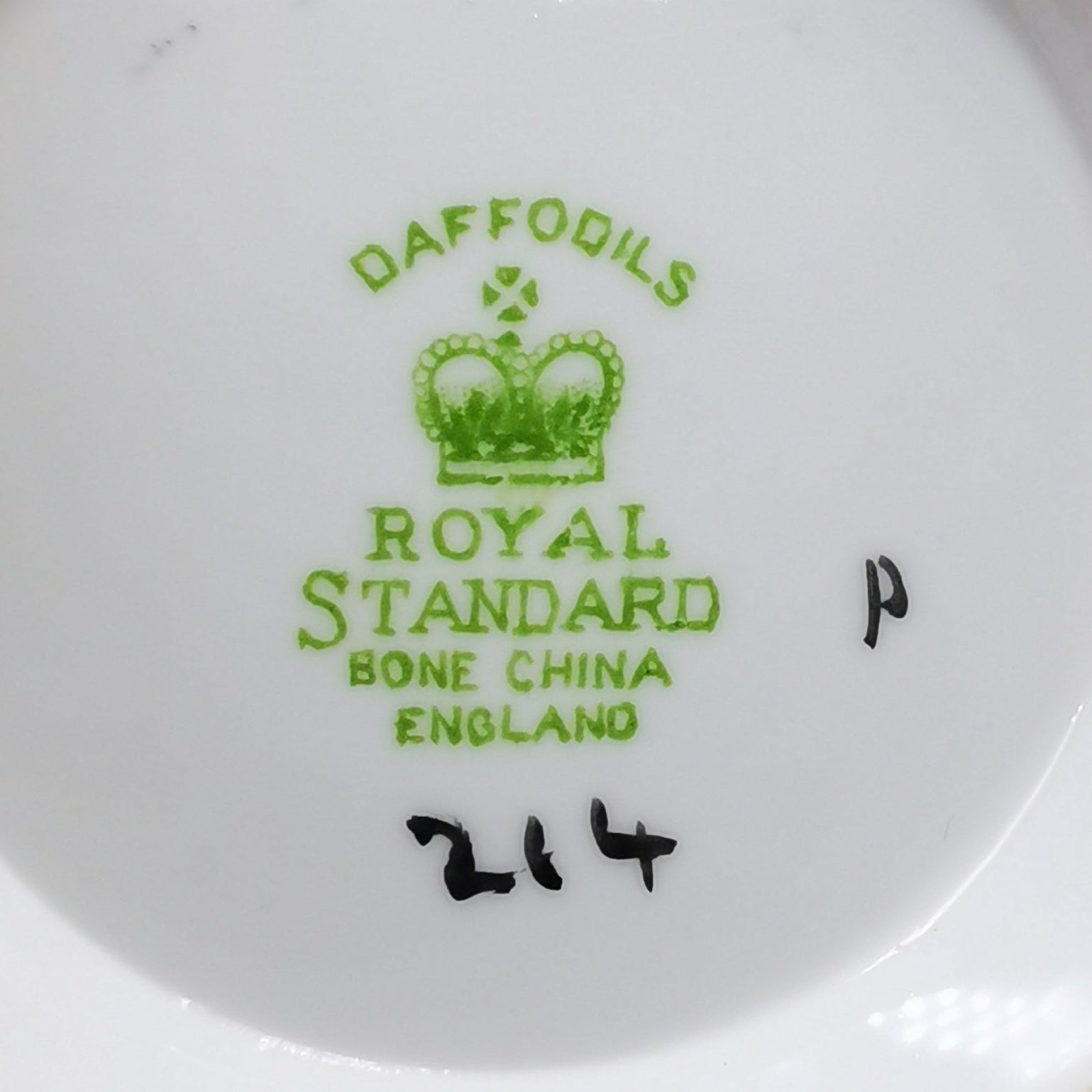 royal-standard-daffodils-pattern-214