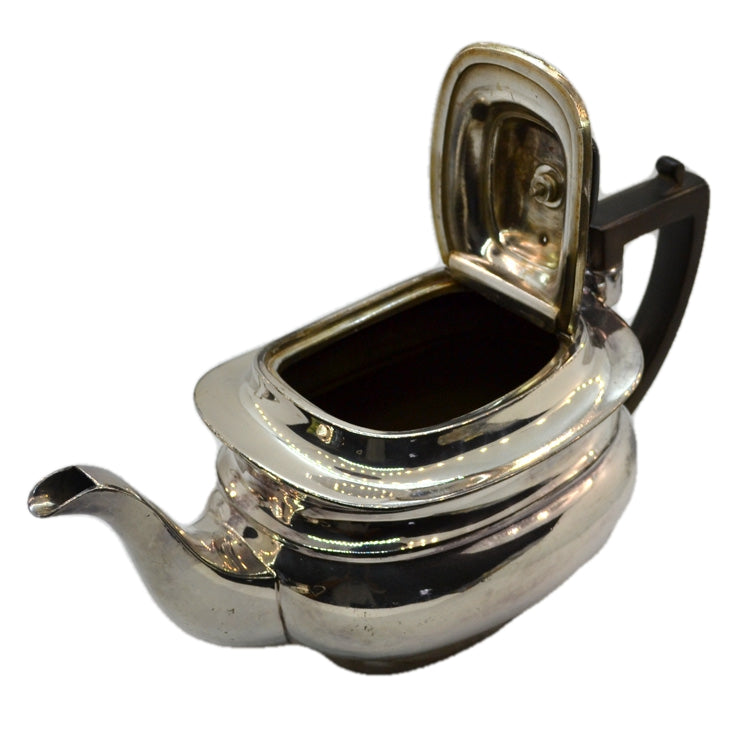 Fine Joseph Rodgers & Sons Silver Plated Tea Pot