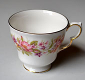 Colclough wayside shape d teacup