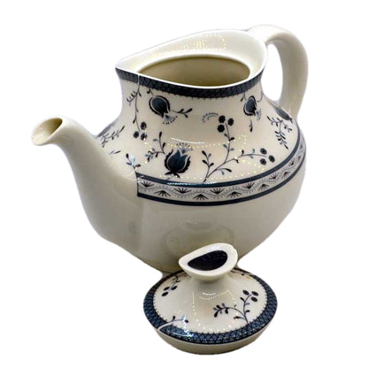 Royal Doulton China Cambridge TC1017 teapot